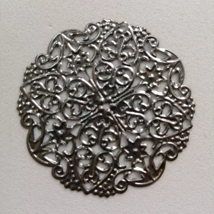 Fém díszítőelem, kerek 5cm
