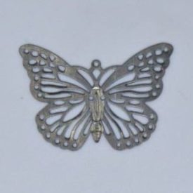 Fém díszítőelem - pillangó 2,7cm x 4cm Fém díszítőelem - pillangó 2,7cm x 4cm