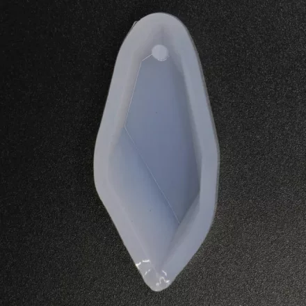 Szilikon öntőforma átlátszó gyémánt 2cm x 4cm x 1,1 cm