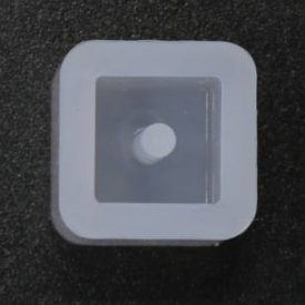 Szilikon öntőforma átlátszó kocka 1,5cm x 1,5cm x 1,2cm Szilikon öntőforma átlátszó kocka 1,5cm x 1,5cm x 1,2cm