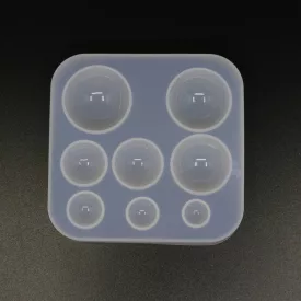   Szilikon öntőforma átlátszó vegyes félgömb 8cm x 8,4cm x 1,5cm