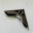 Fém sarokvédő elem albumokhoz 3,1cm x 0,5cm 2db/cs.