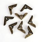 Fém sarokvédő 2,2cm x 2,2cm 2db/cs.