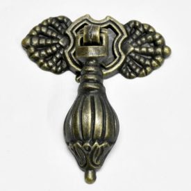 Fém fogantyú lógós nagy 56mm x 70mm Fém fogantyú lógós nagy 56mm x 70mm