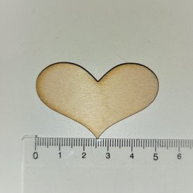 Fa romantik szív 5cm x 3cm 10db/csomag
