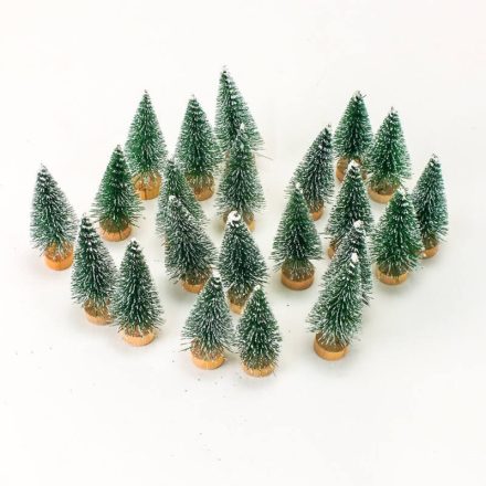 Dekor fenyőfa zöld 6cm x 2,5cm 20db/csomag