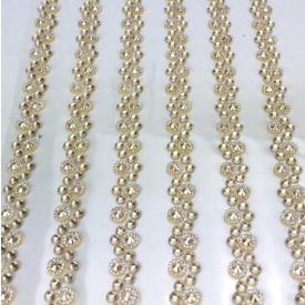 Öntapadós strassz füzér 0,8cm x 26cm 6 db/levél arany