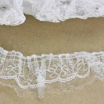 Csipke szalag pöttyös 6,5cm