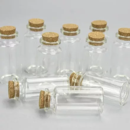Üvegcse parafadugóval 5,9cm x 2,9cm 4db/csomag (#001)