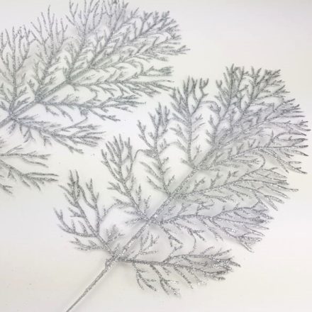 Csillámos thuja ág ezüst 40cm x 15cm