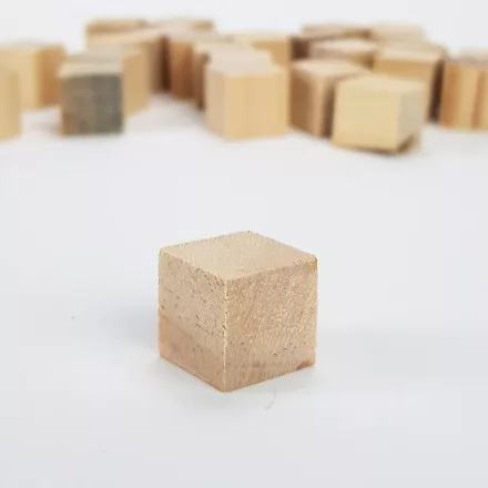 Natúr fa kocka 1,5cm 3db/csomag