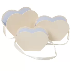   Papír doboz szív alakú szatén akasztóval krém 24-22-19cm 3db-os csomag