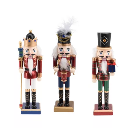 Diótörő figura fa 25cm