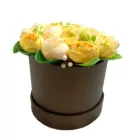 Selyemvirág box - Sárga virágokkal